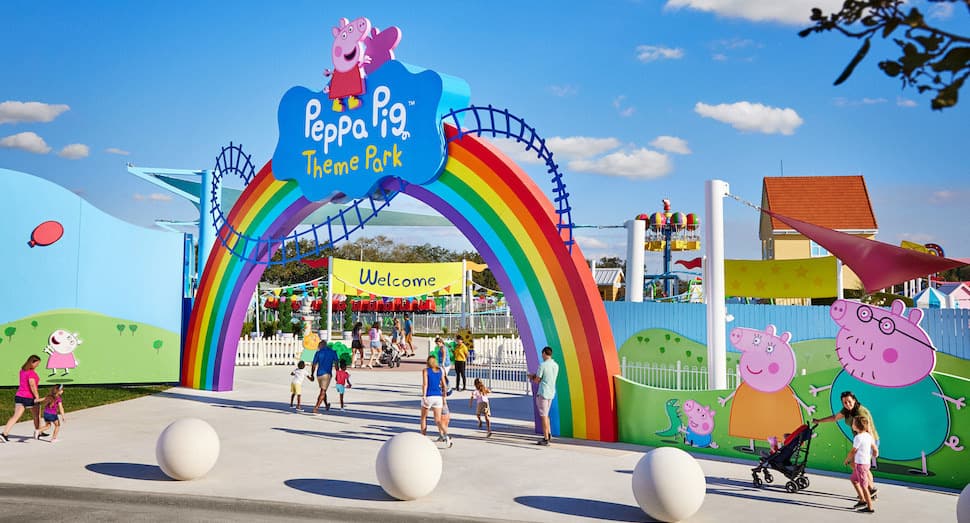 Universal Kids Resort or Peppa Pig Theme Park? Which Texas park is right for your child?