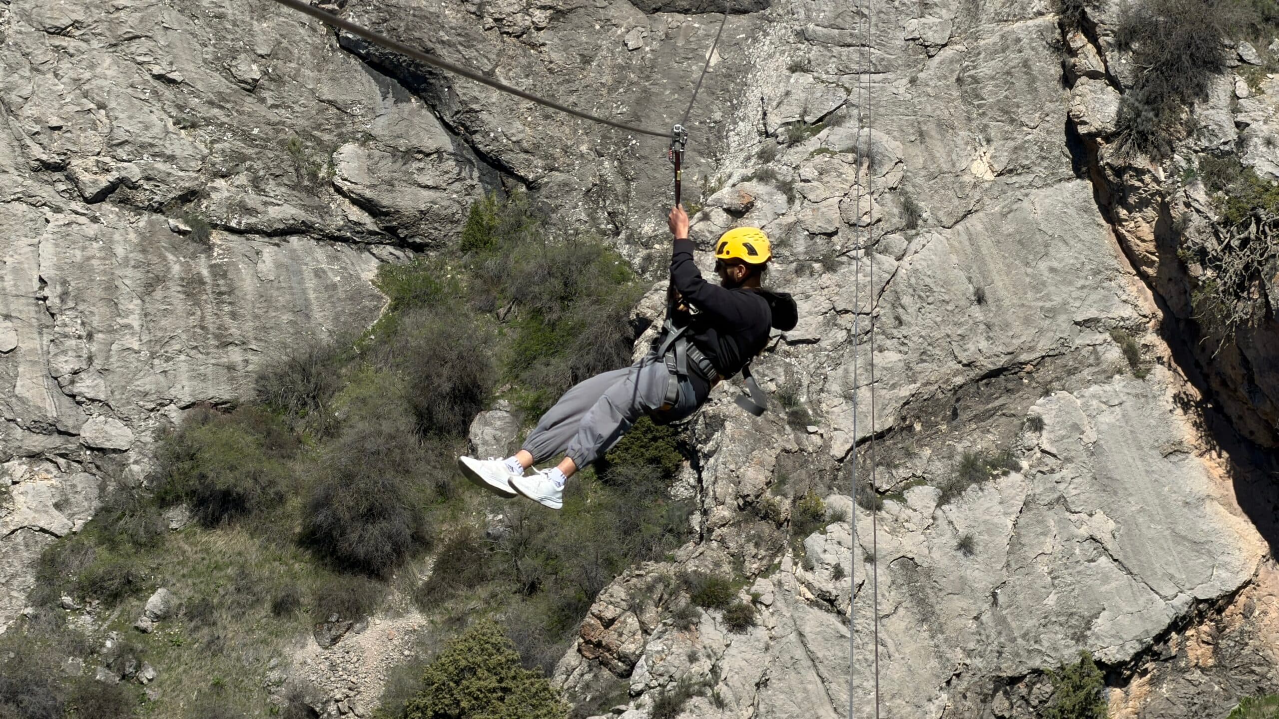 Zomin Zipline